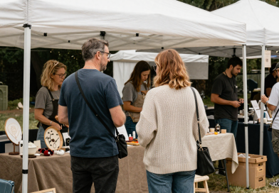 Localização Próxima A Feiras De Artesanato Local